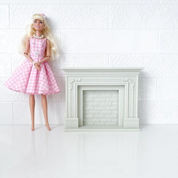 Dollhouse Miniature Fireplace Bone Mantle Brick Ornate 1:6 Scale Furniture - Picture 1 of 3